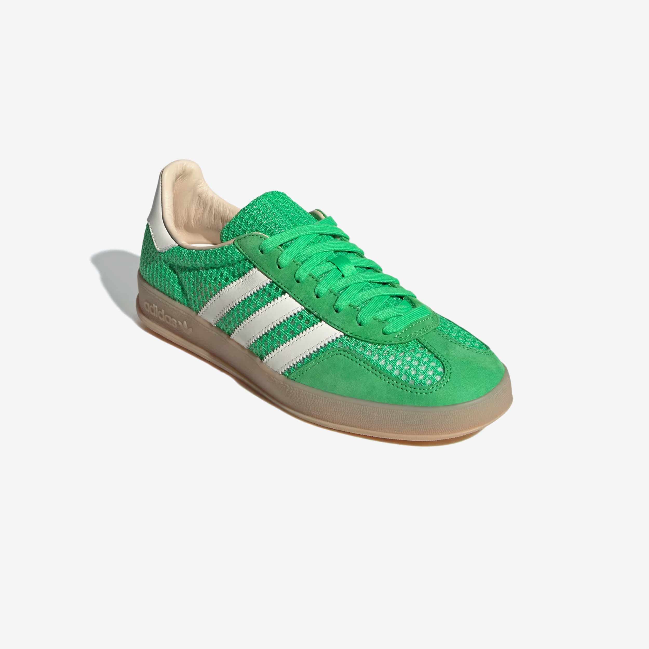 Gazelle Indoor