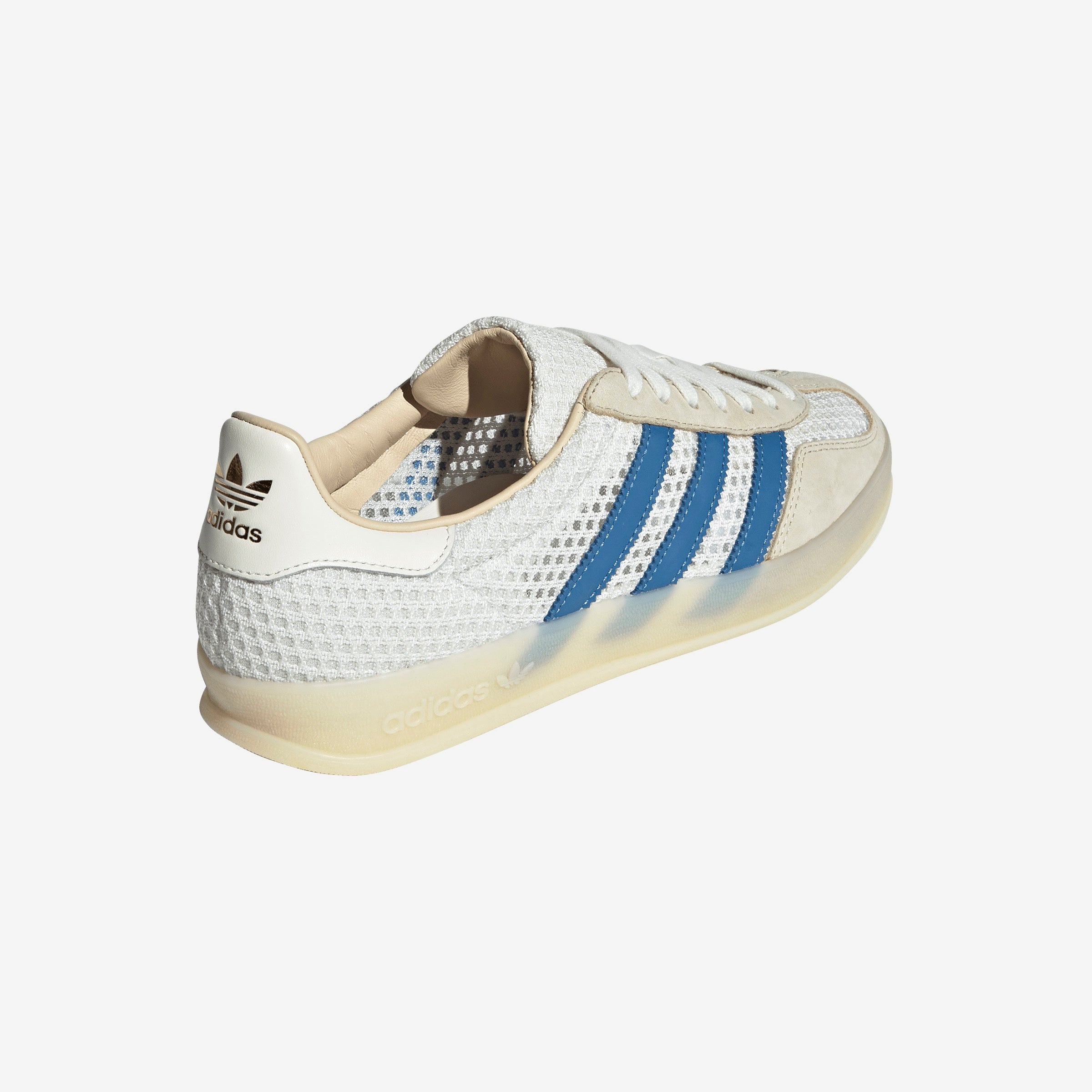 Gazelle Indoor
