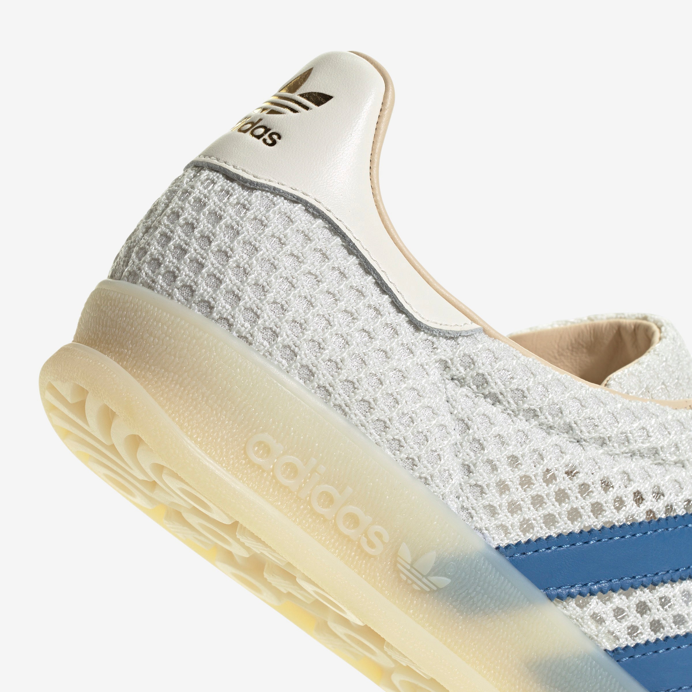 Gazelle Indoor