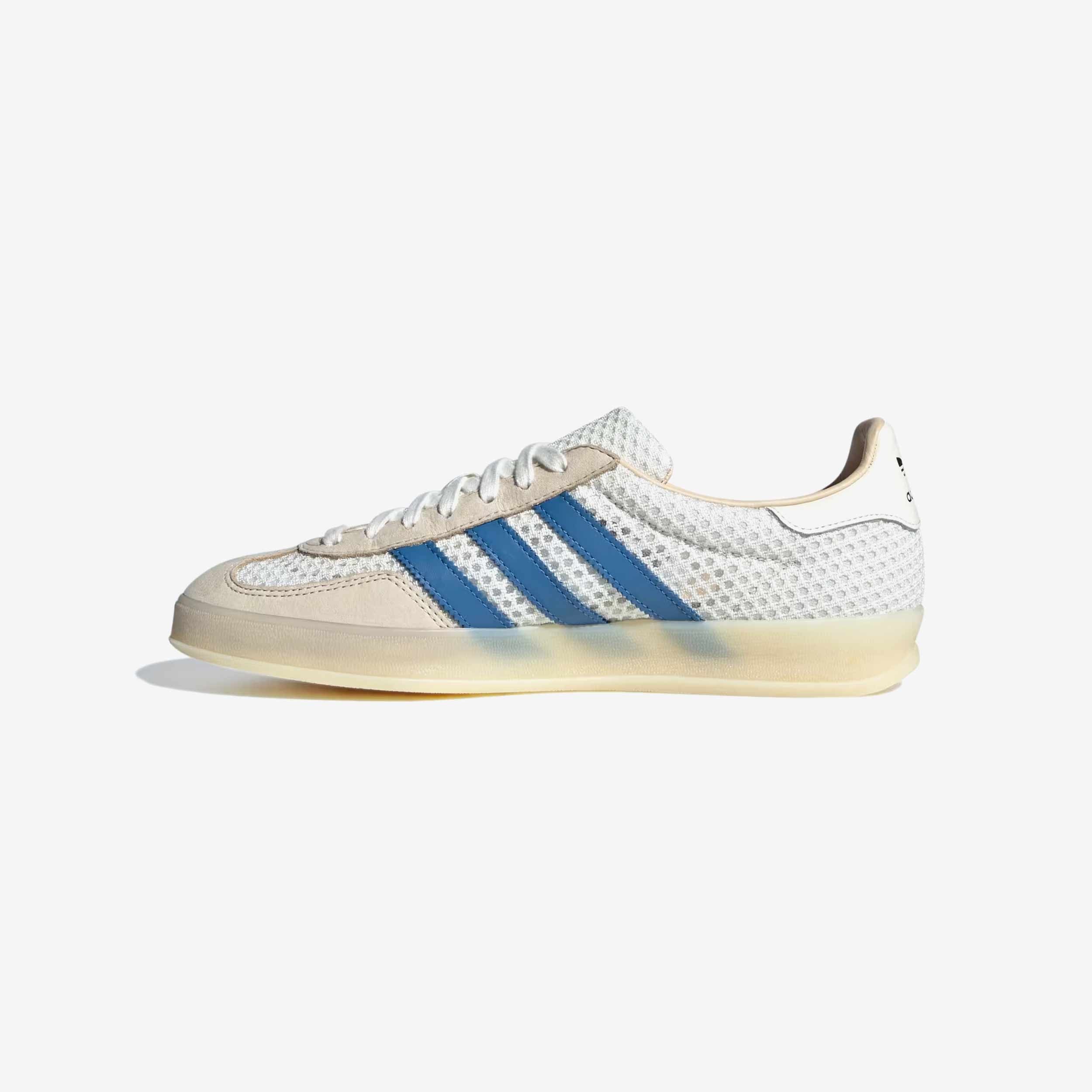 Gazelle Indoor