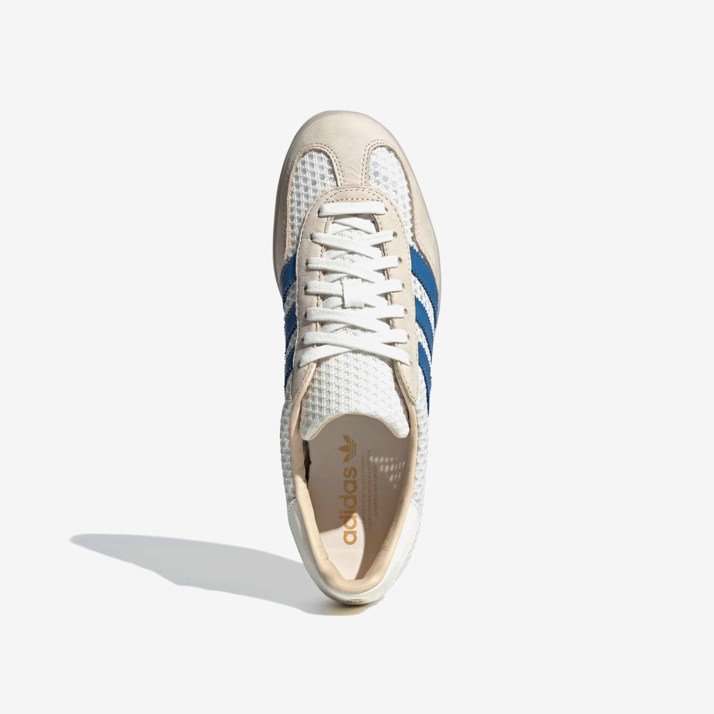 Gazelle Indoor