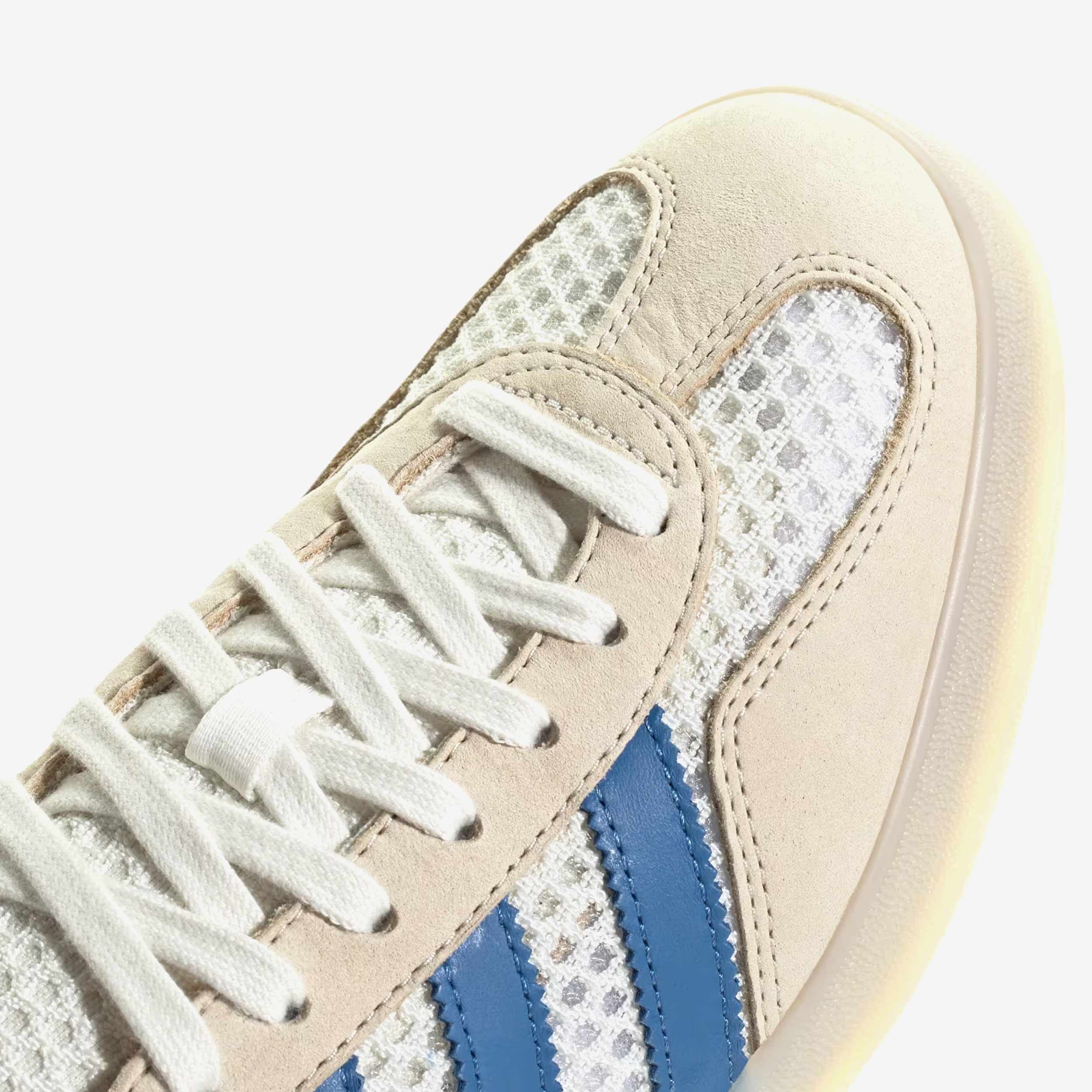Gazelle Indoor