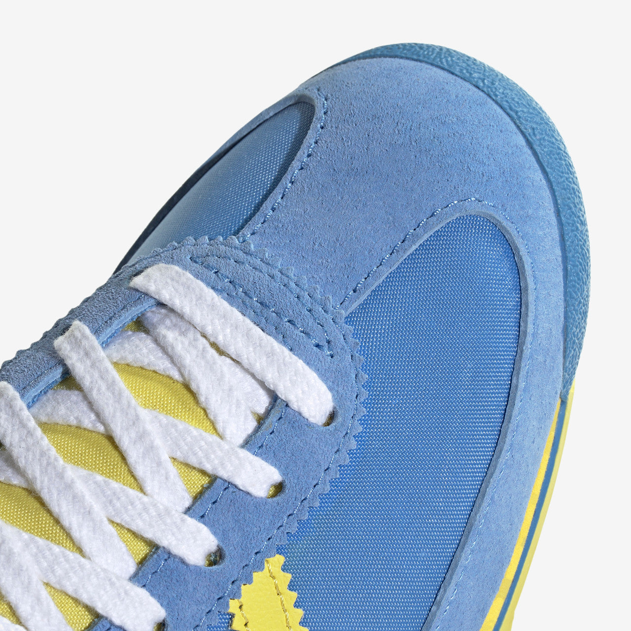 Wmns SL 72 x Sporty & Rich | JH6701