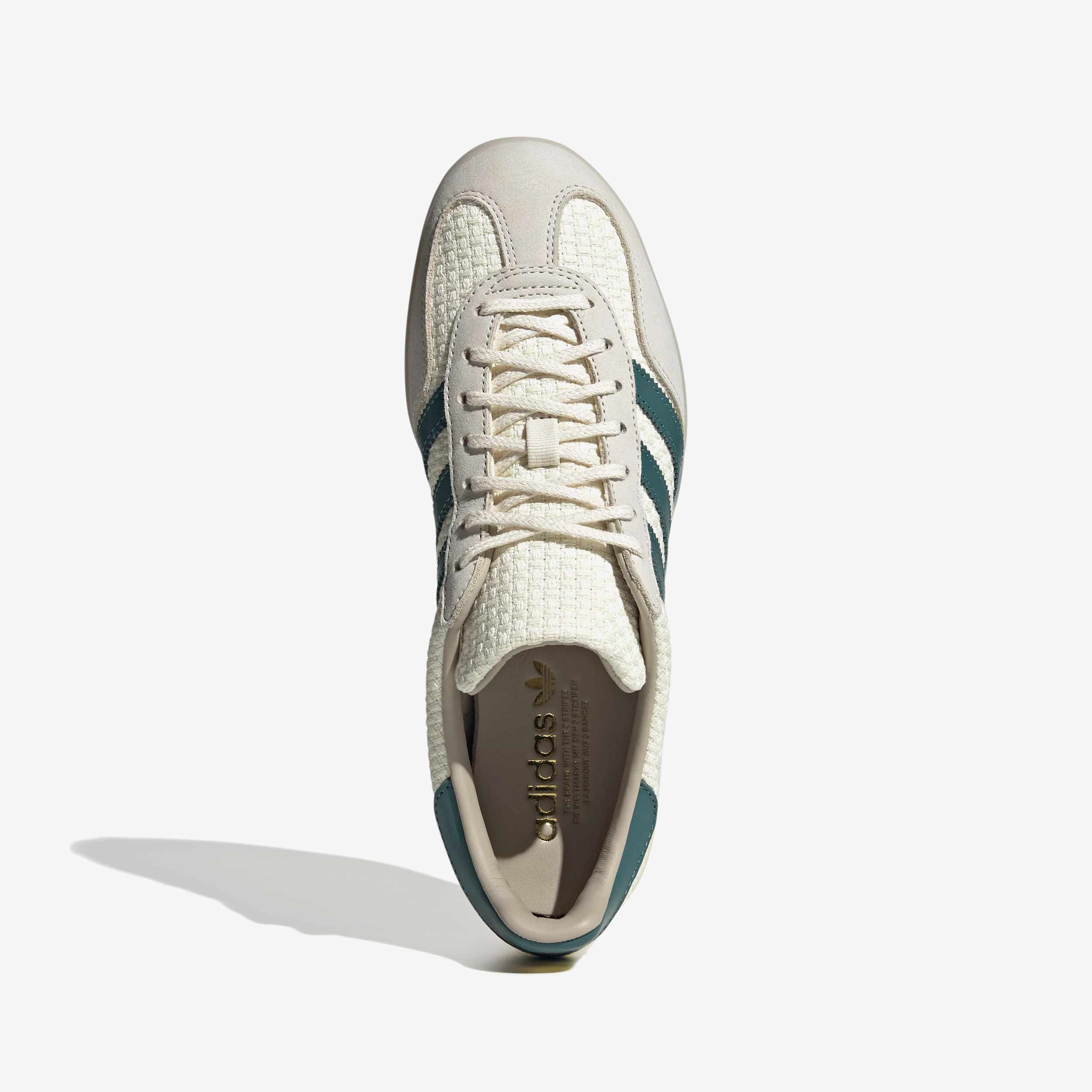 Gazelle Indoor