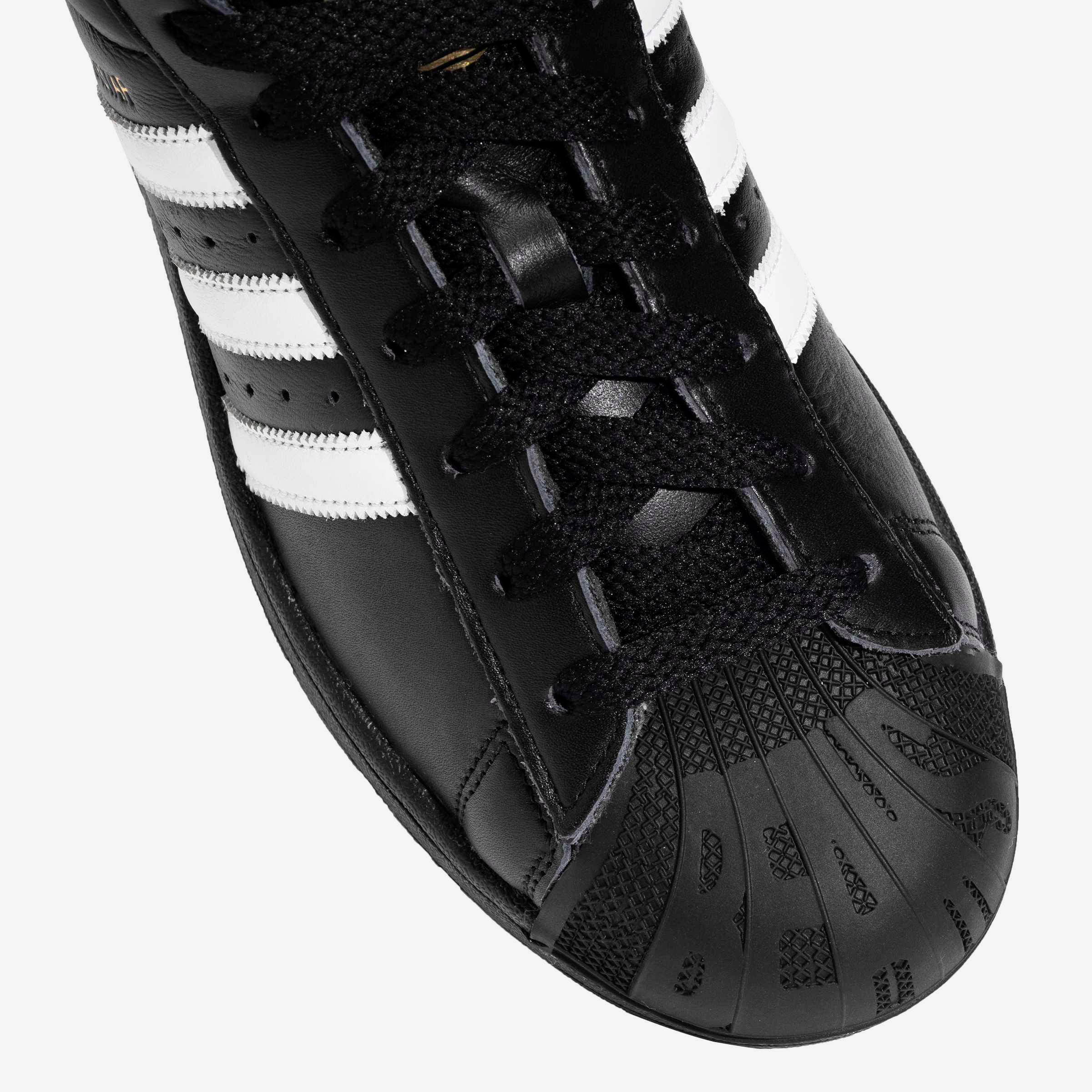 Superstar Beams