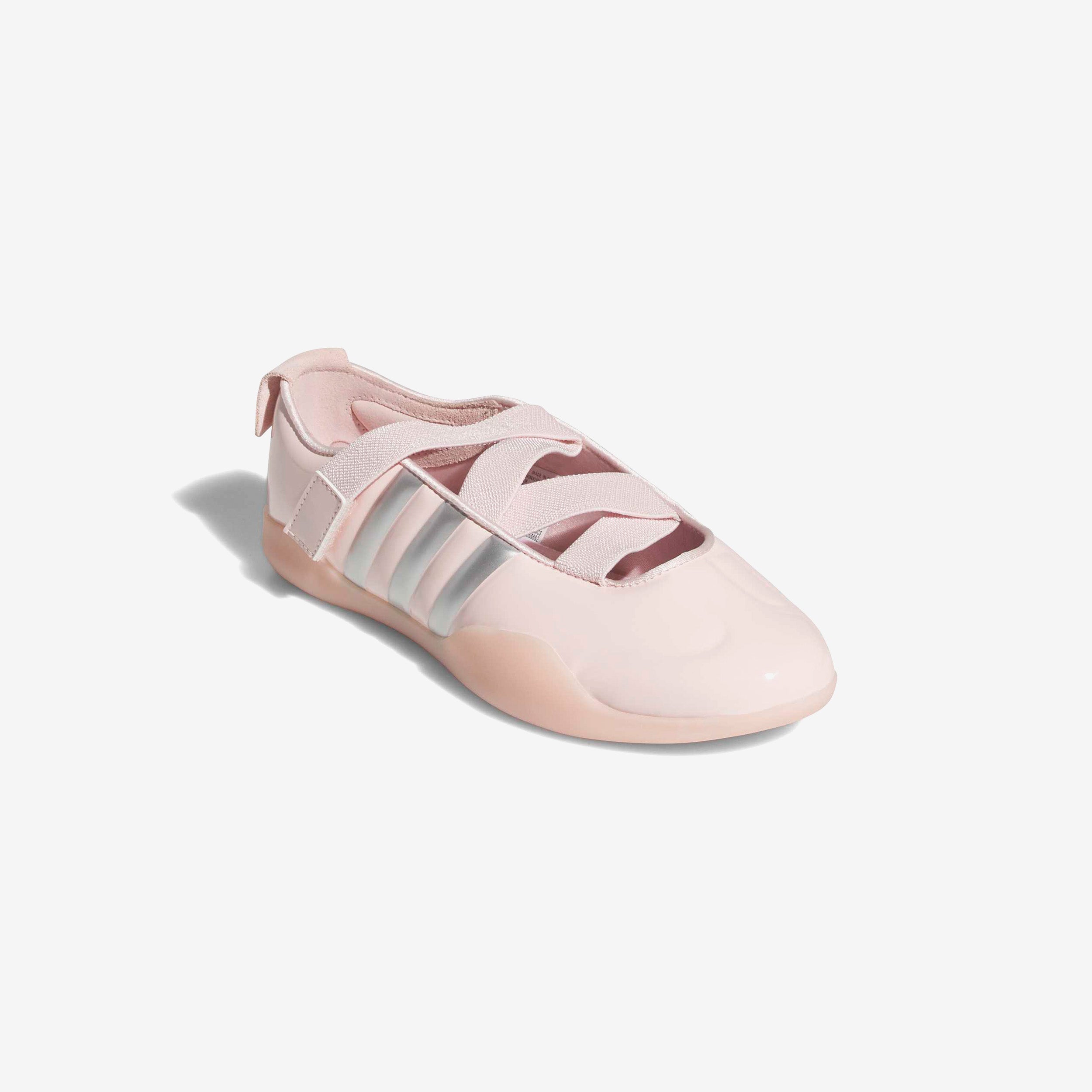 Wmns Taekwondo By Caroline Hu x CLOT