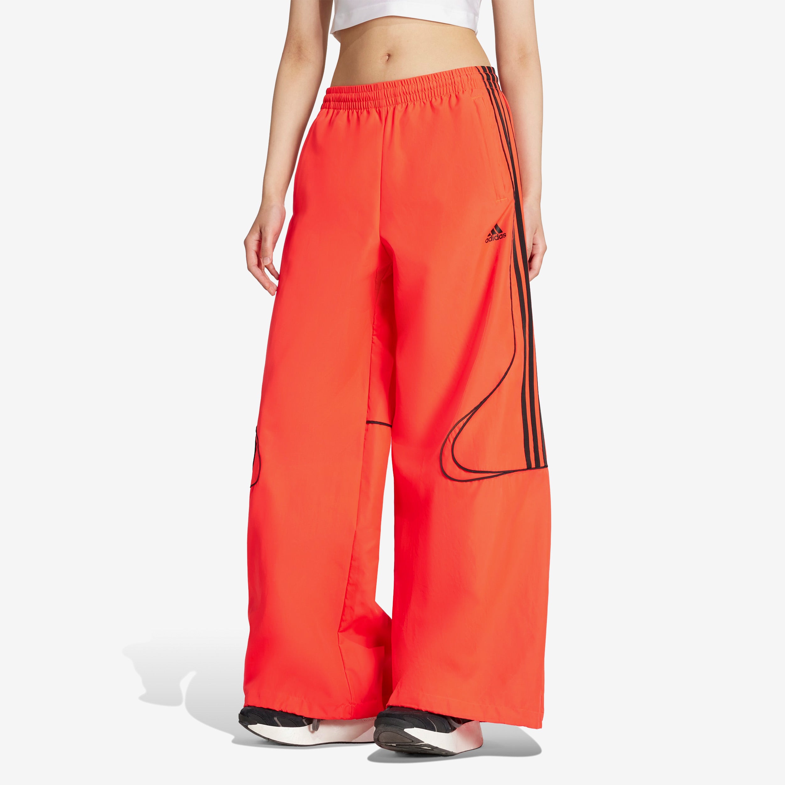 Wmns Teamgeist Adicolor Woven Track Pant