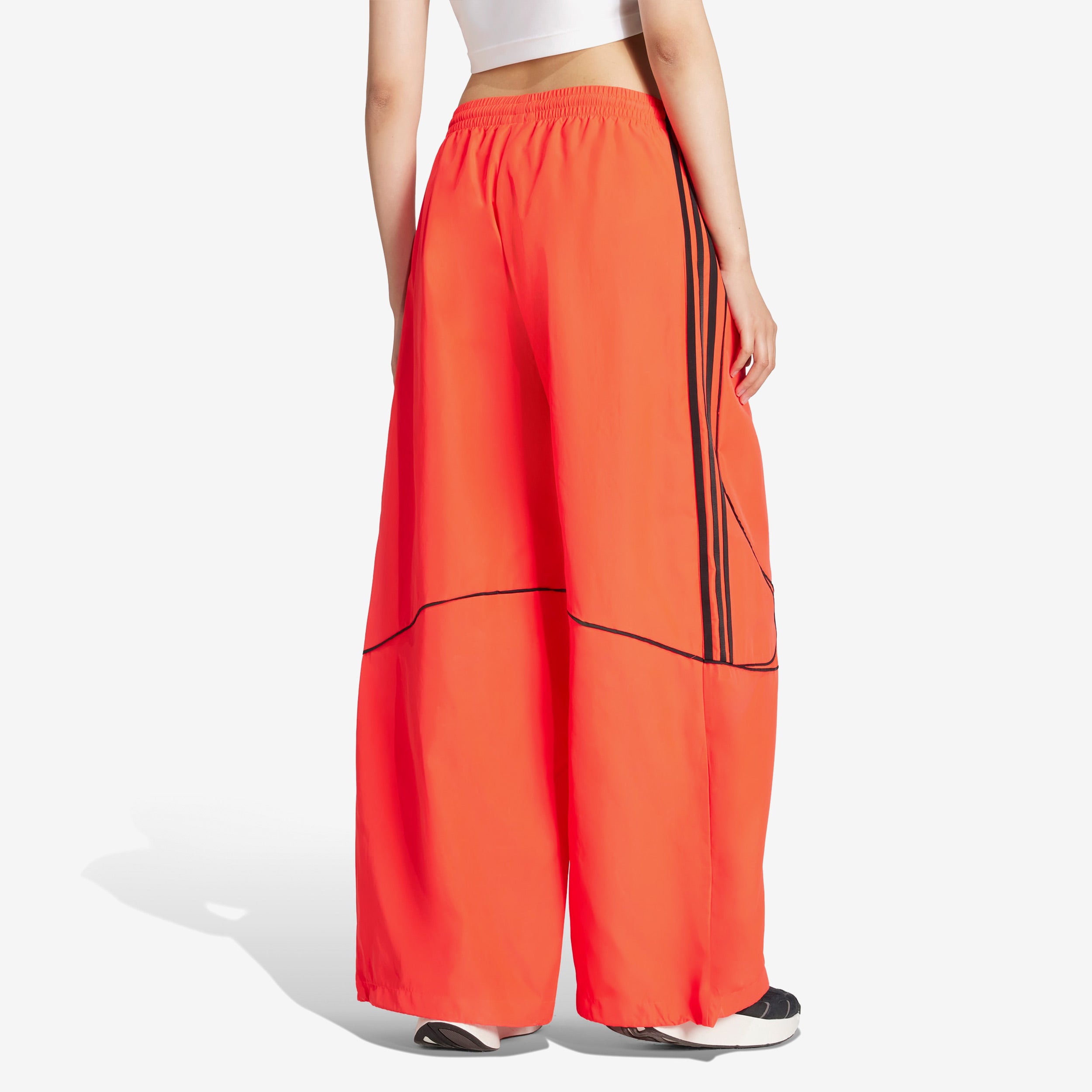Wmns Teamgeist Adicolor Woven Track Pant