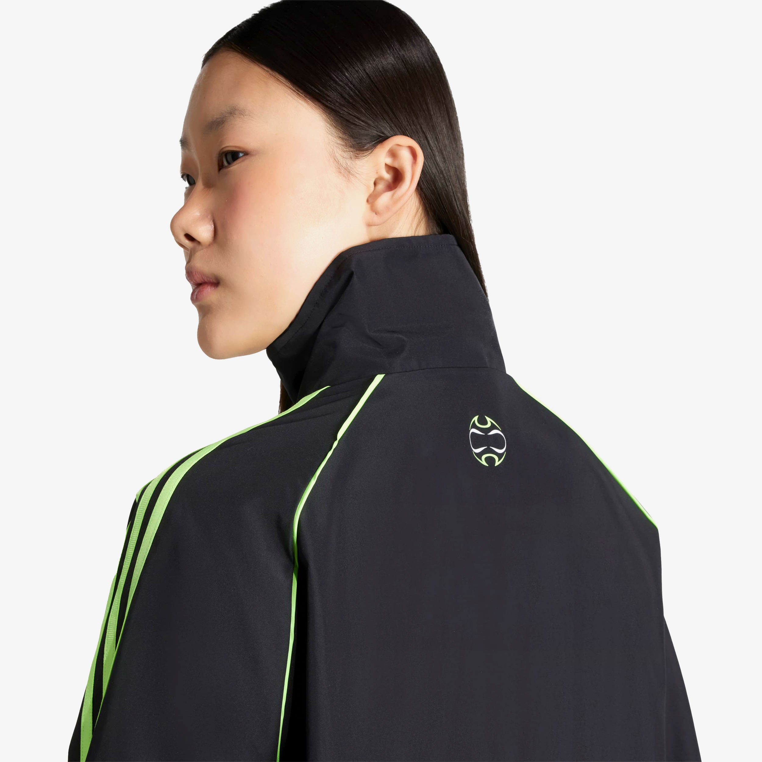 Wmns Teamgeist Adicolor Woven Track Top