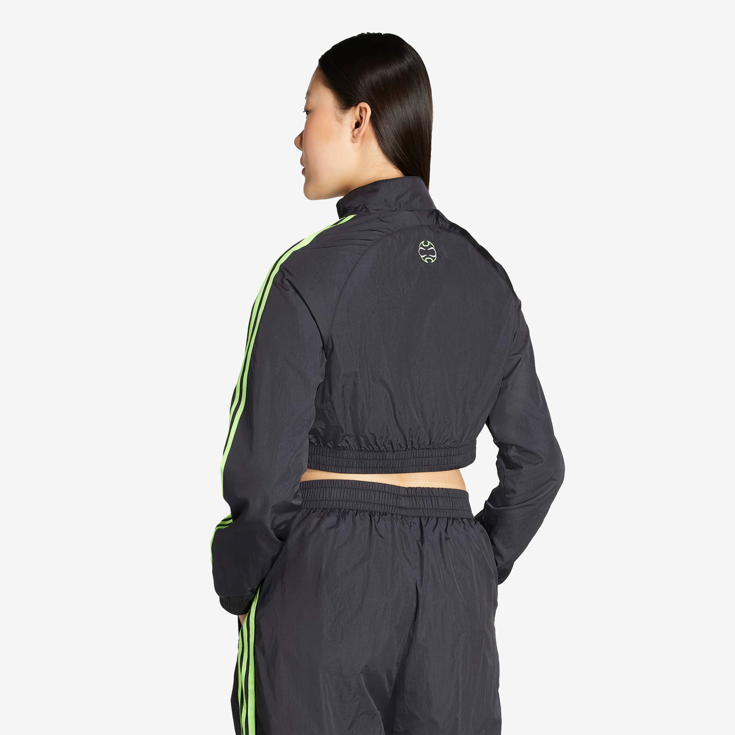 Wmns Teamgeist Adicolor Cropped Track Top