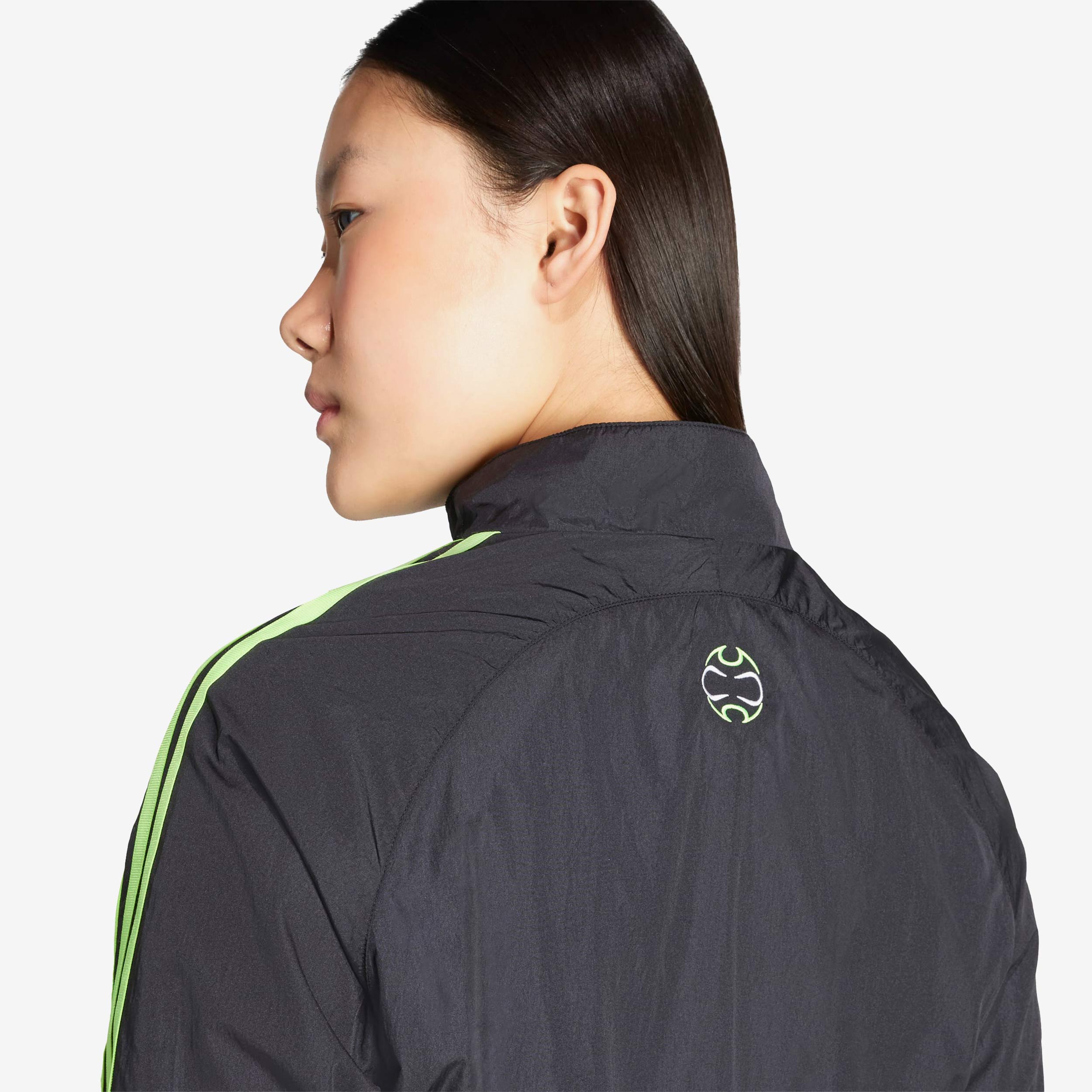 Wmns Teamgeist Adicolor Cropped Track Top