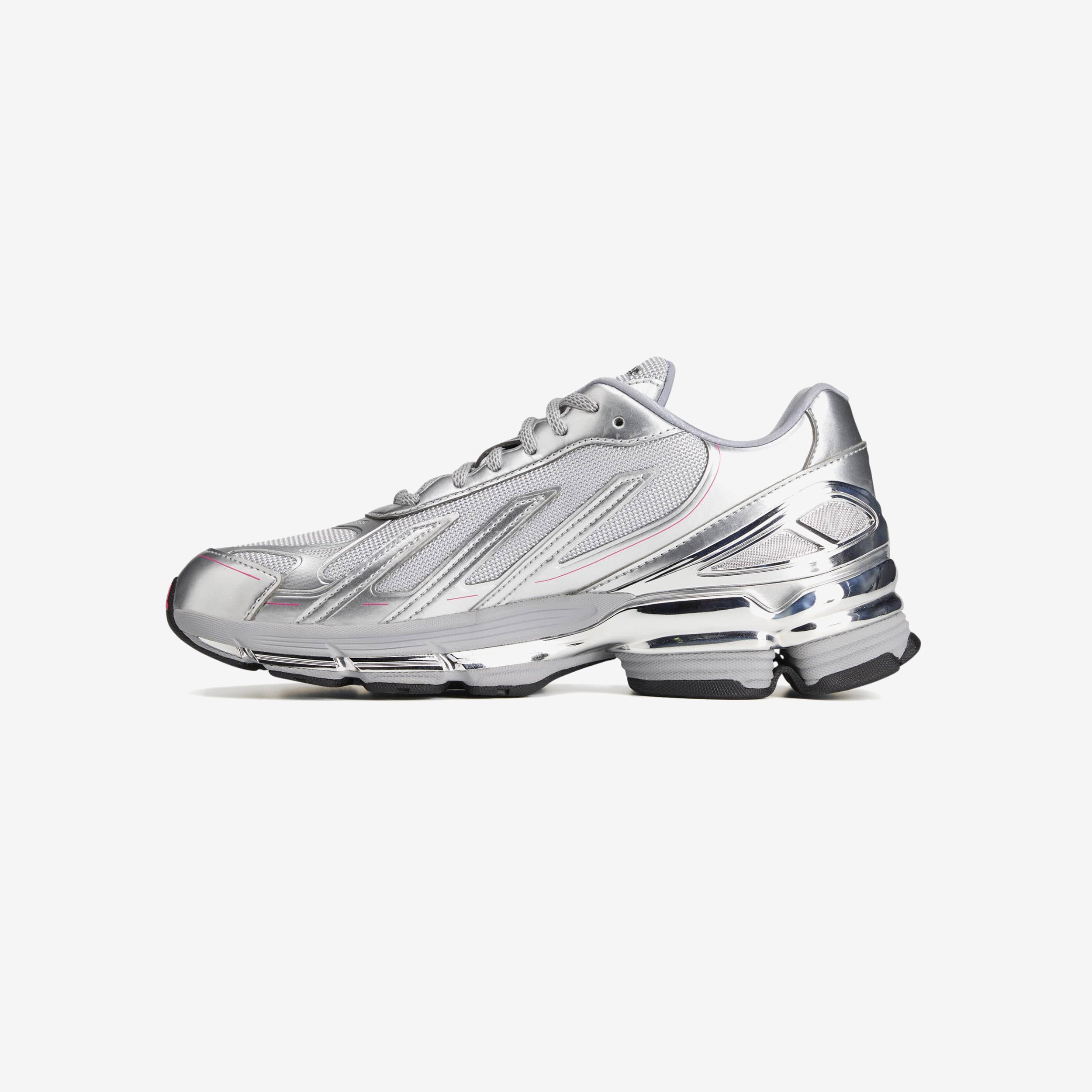 F50 Formotion x SP5DER