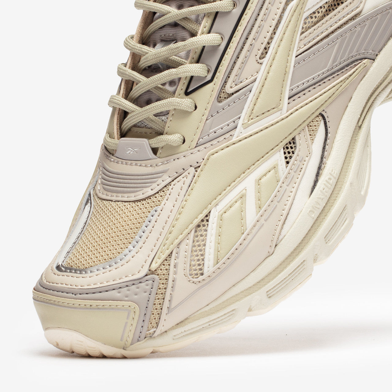 Premier Road Ultra | MAT0010561