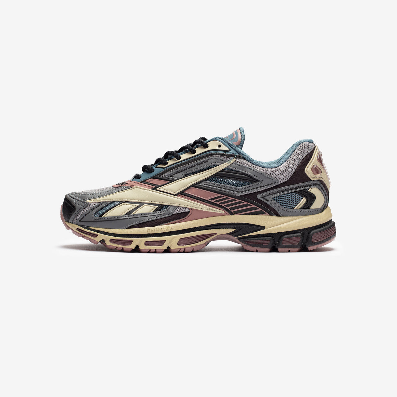 Premier Road Ultra | MAT0014530