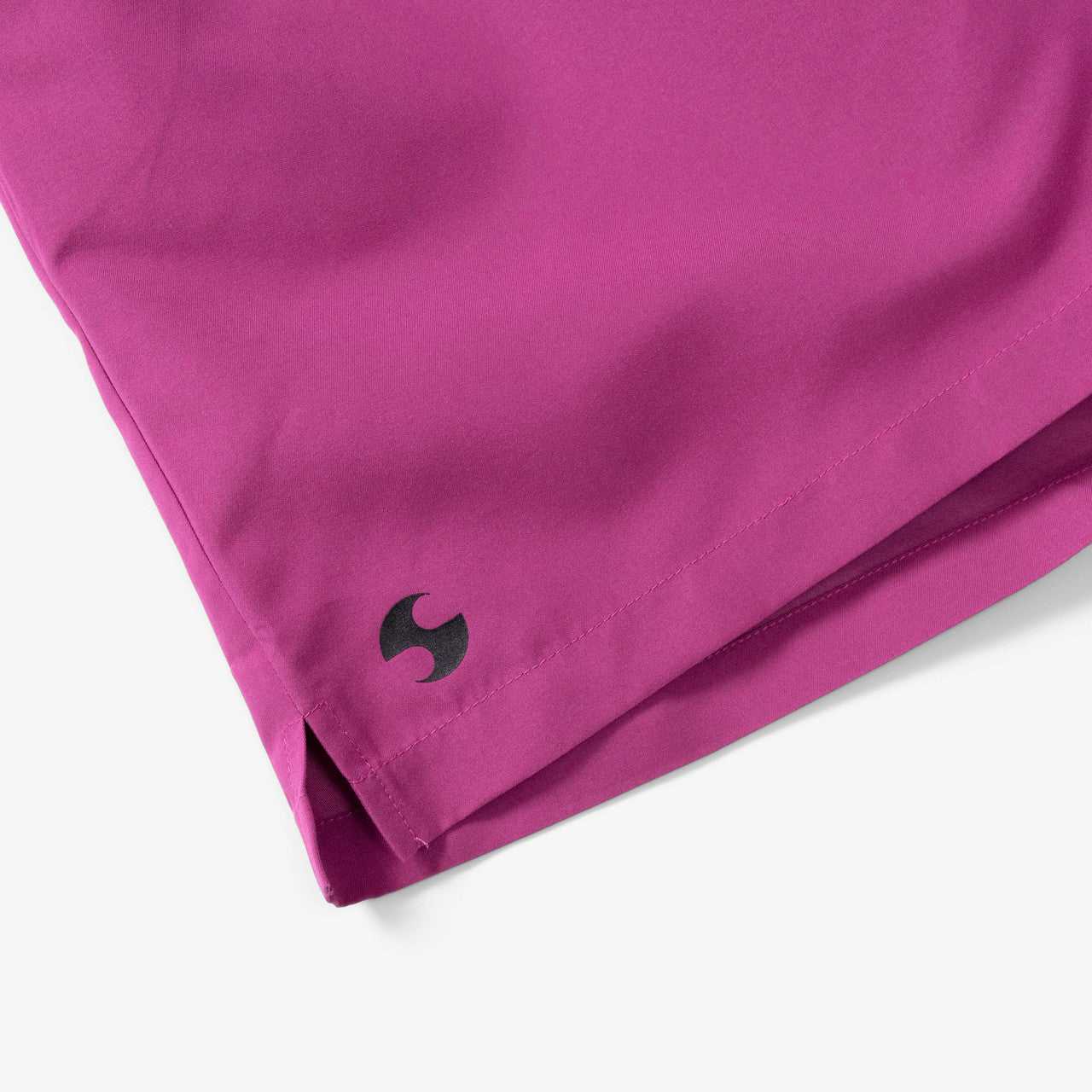 Wmns Calvìa Shorts | O15-MAGENTA
