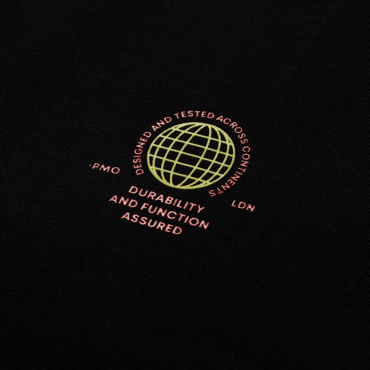 Globe Short Sleeve Tee  | PMO201-BLA