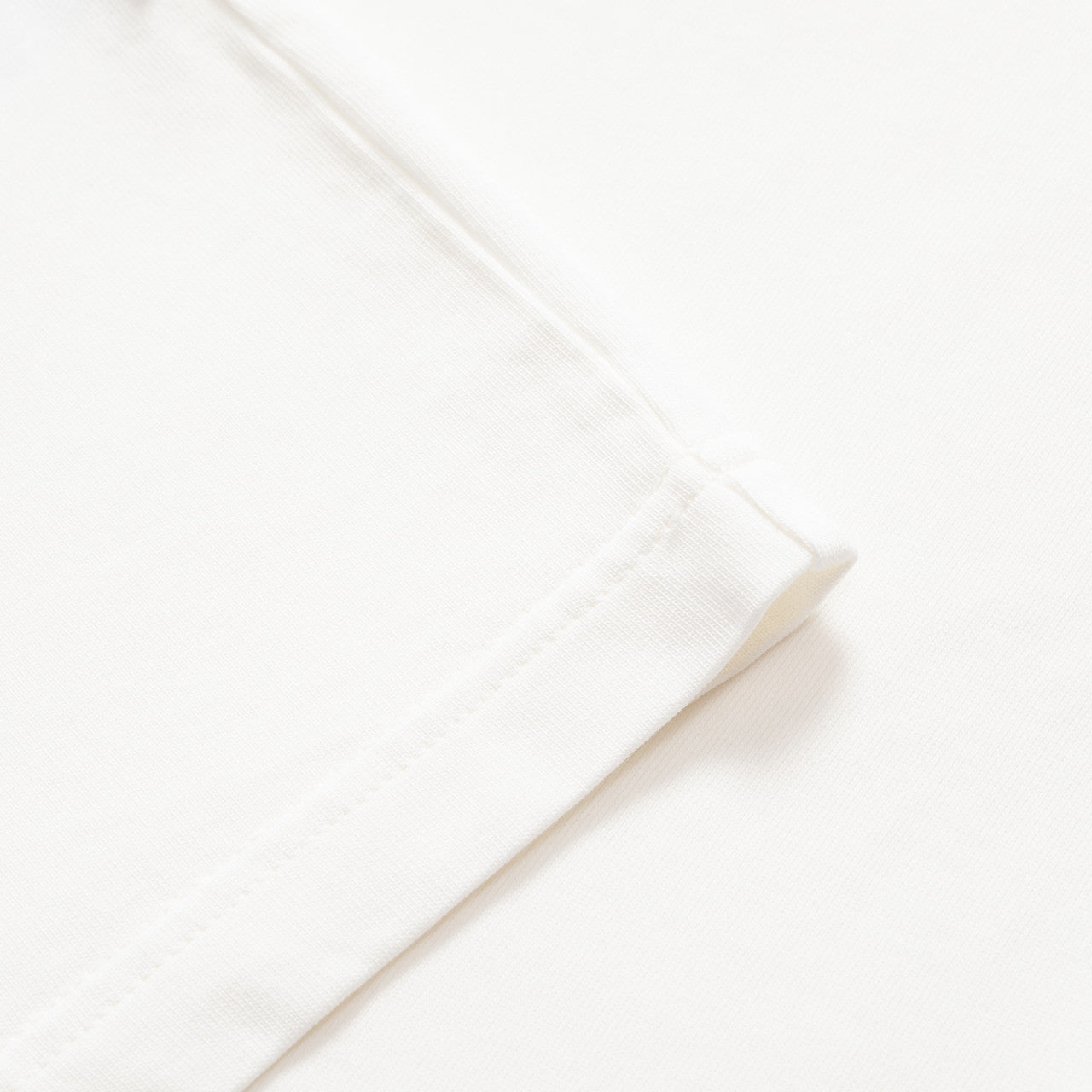 Globe Short Sleeve Tee  | PMO201-WHI