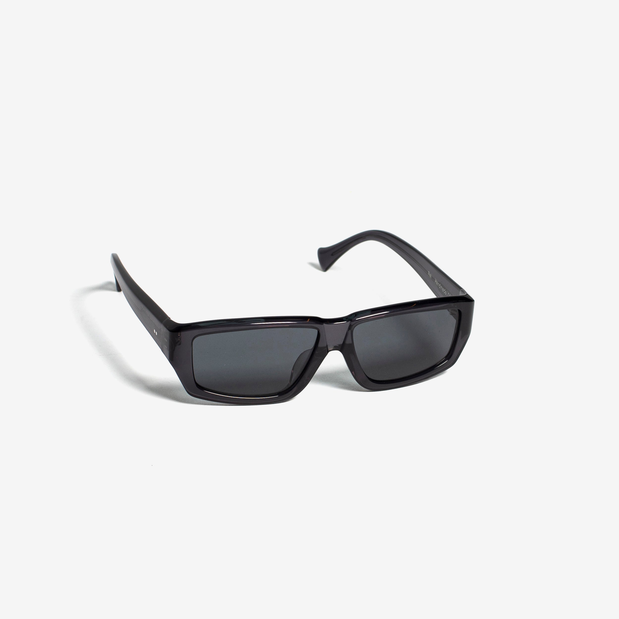 Rei Dark Transparent Grey