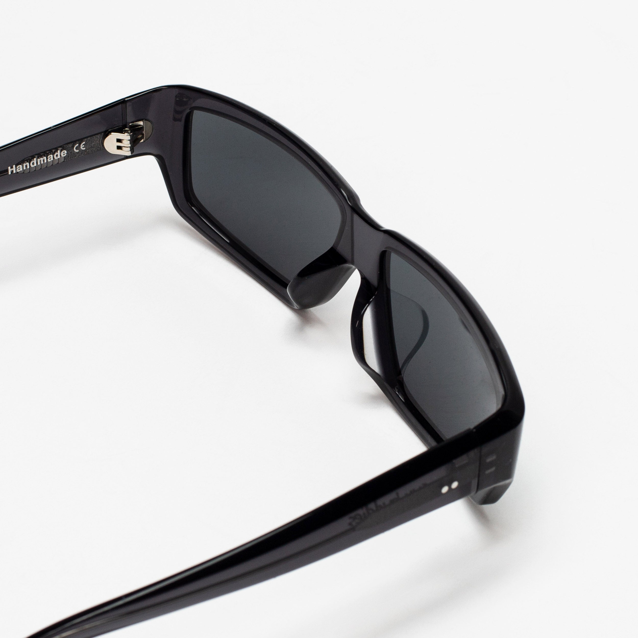 Rei Dark Transparent Grey
