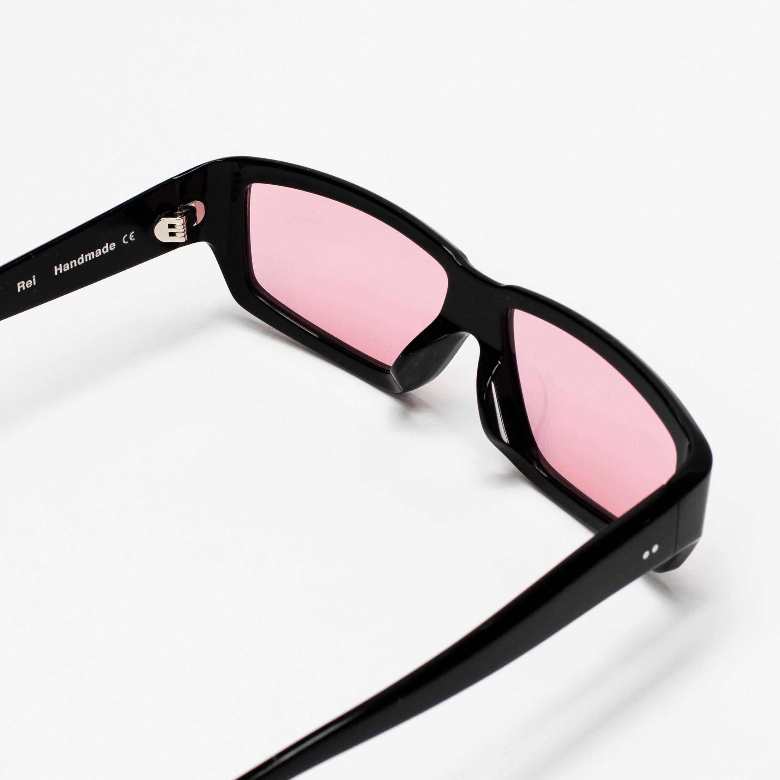 Rei Black With Pink Lens