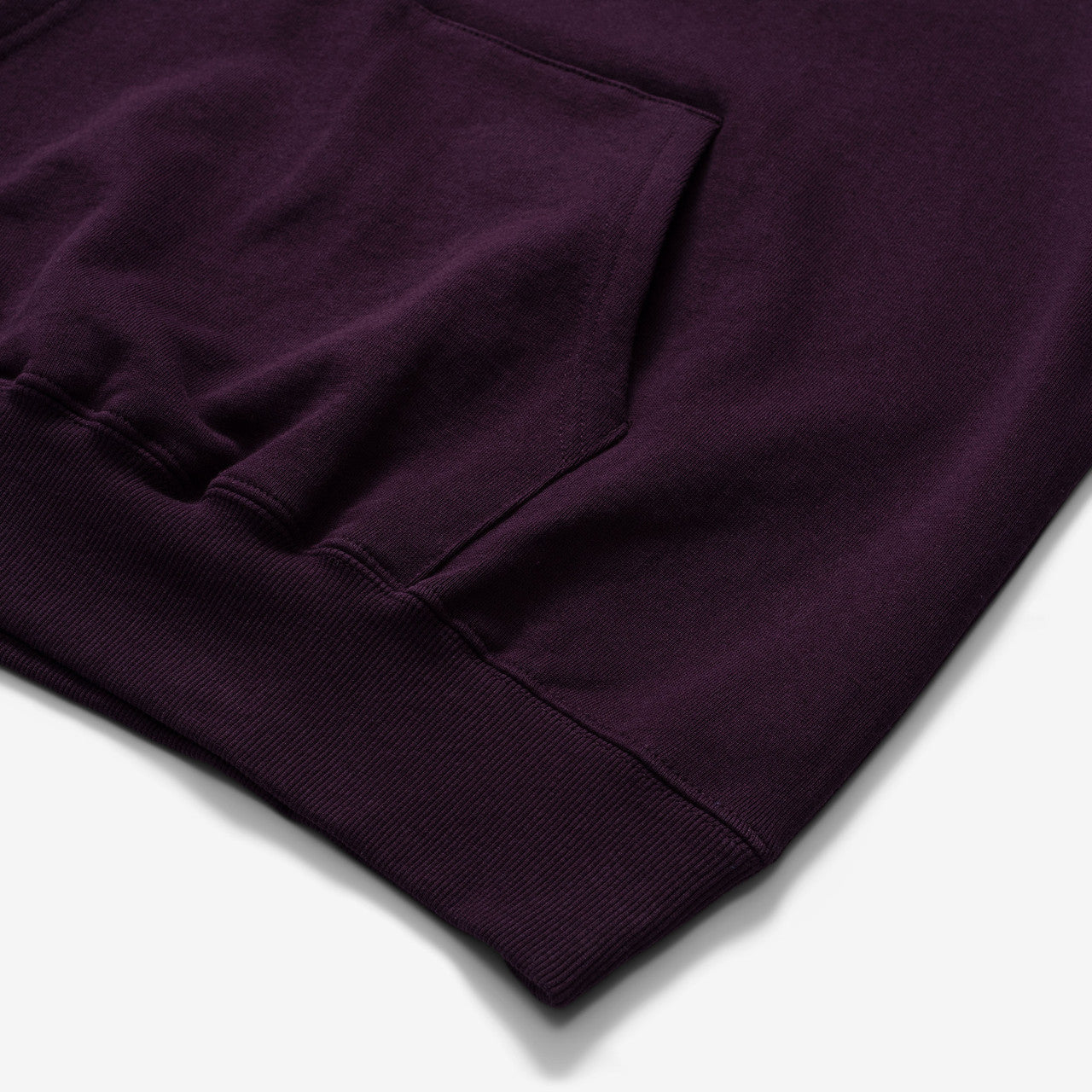 Old English Logo Hoodie | TN243TSWHO13-WIN