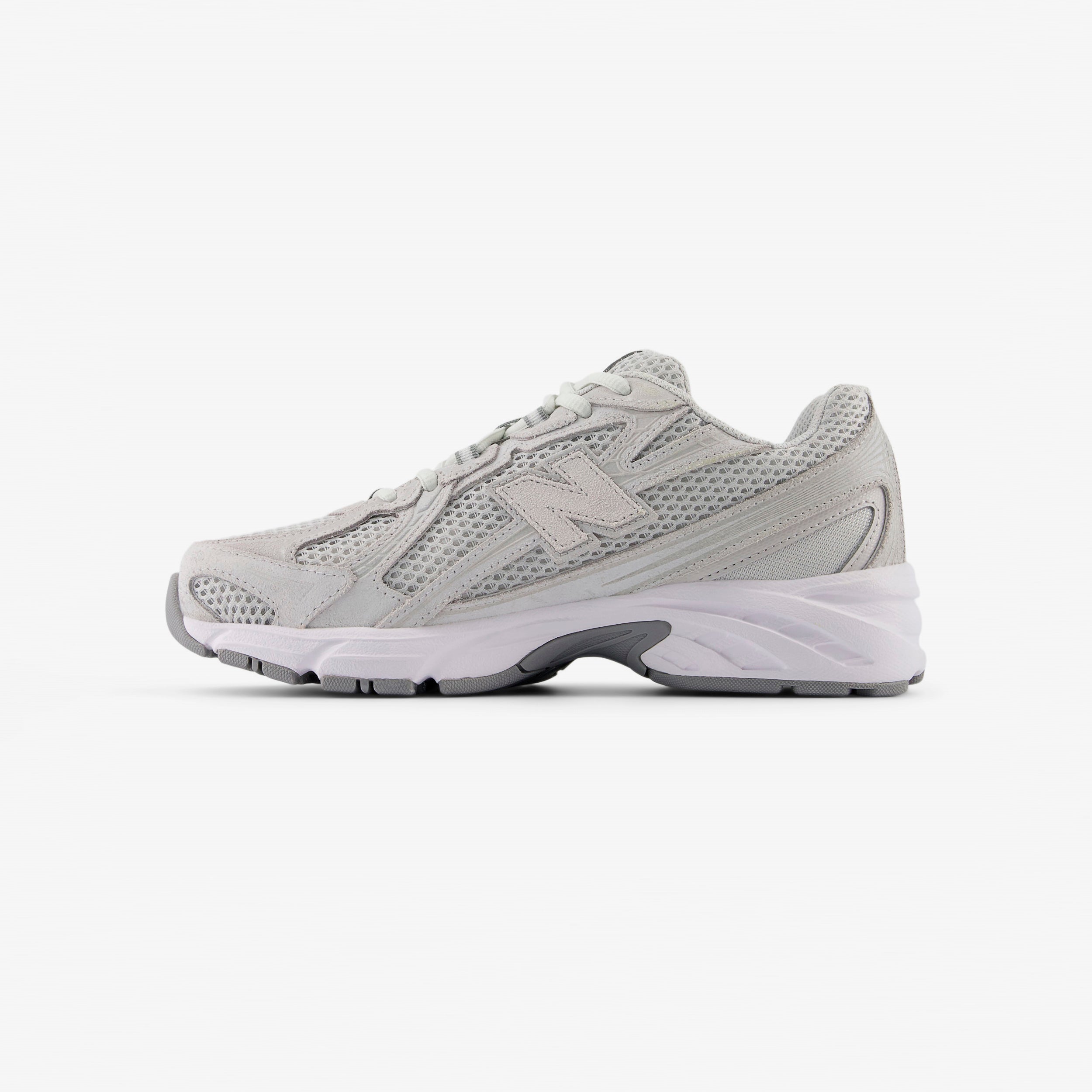 740