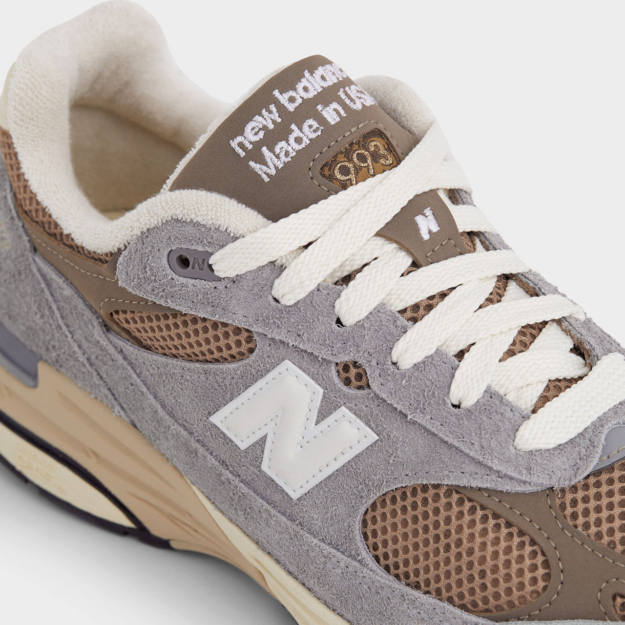 993  | U993GG
