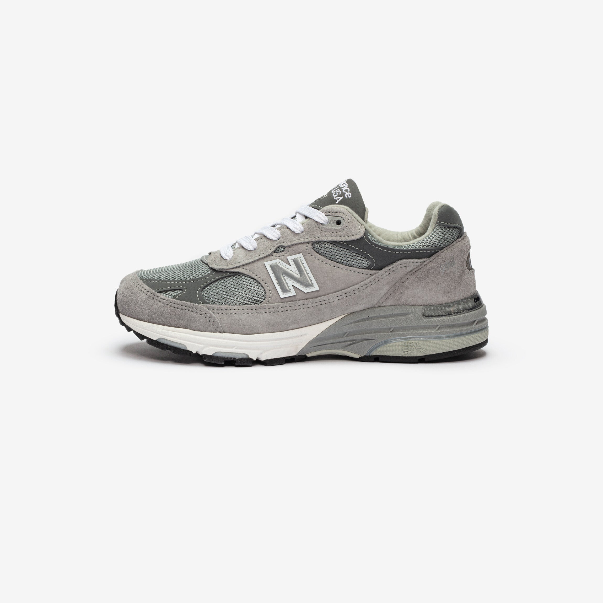 W 993