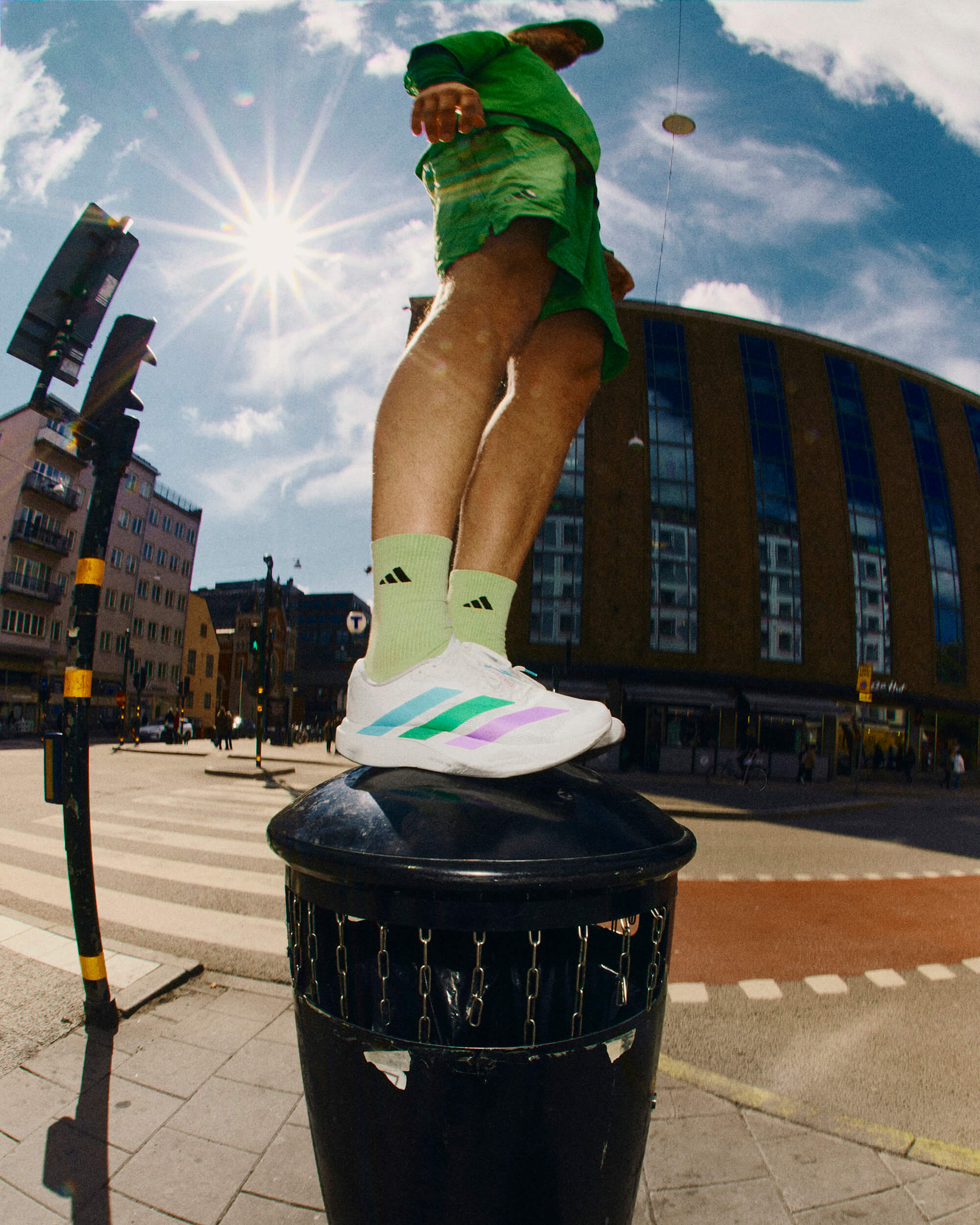 Sneakers and curated Streetwear | SNS EU - SNEAKERSNSTUFF