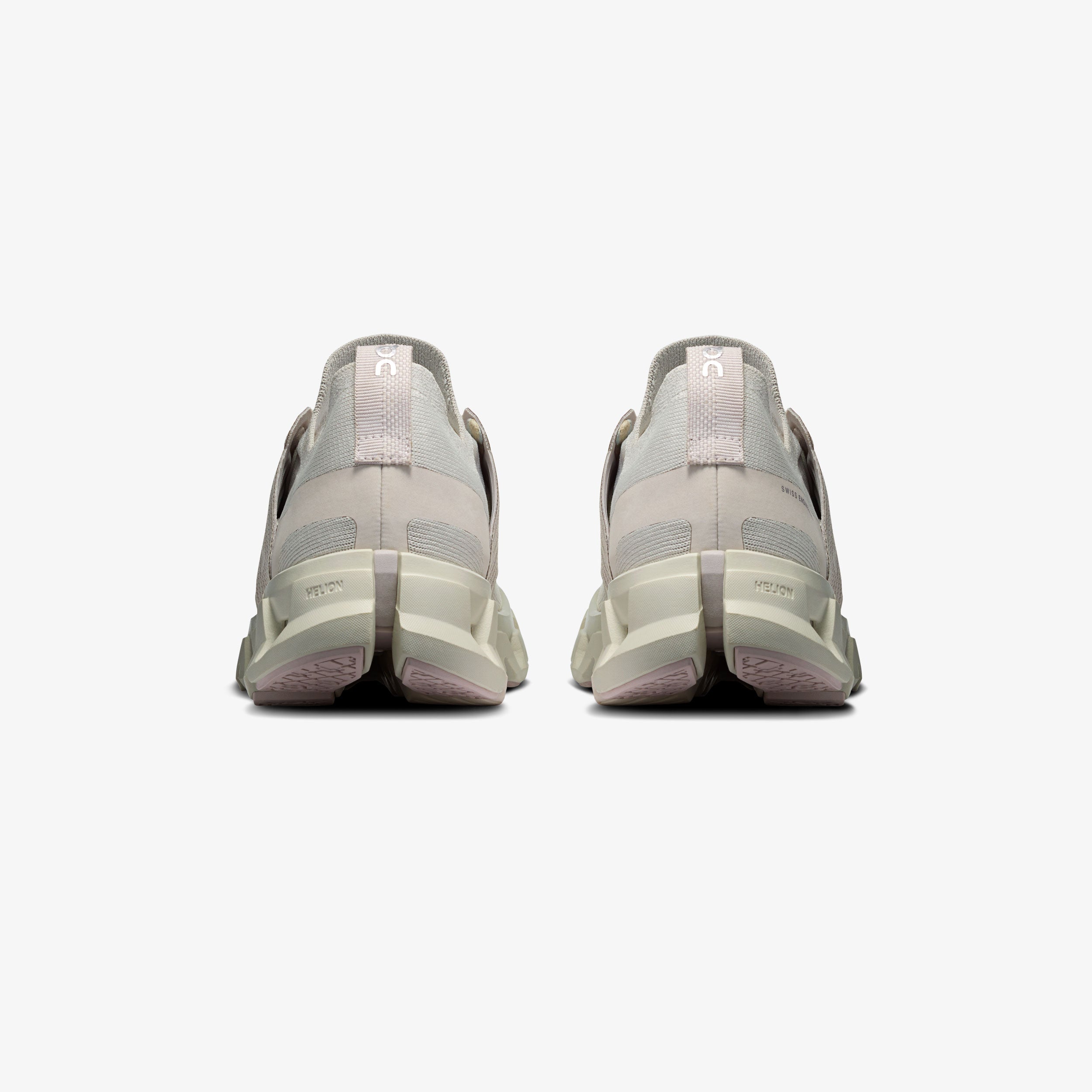 Wmns Cloudswift 4