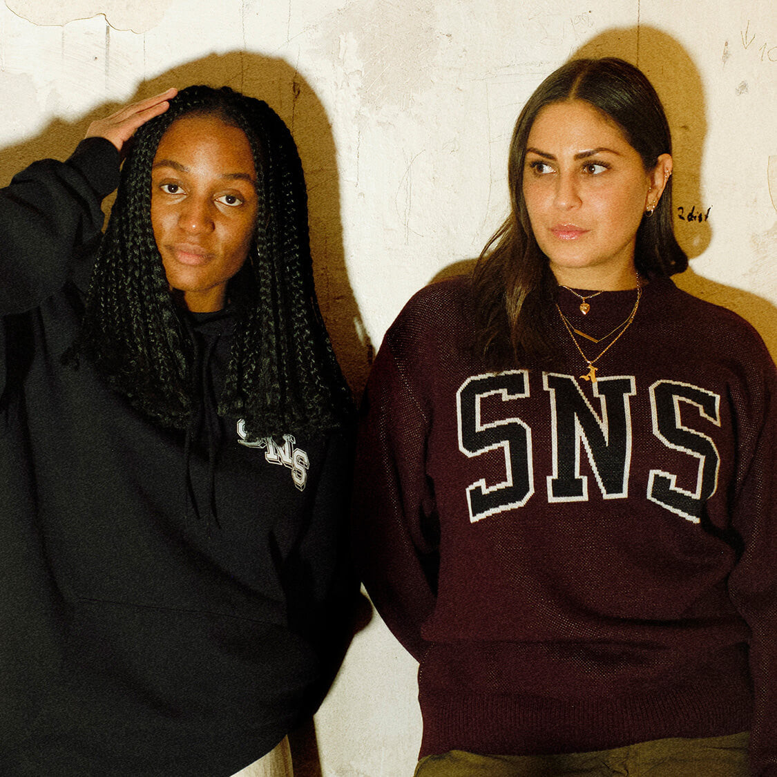 Collegiate Logo Knit Crewneck | SNS-3723-0200